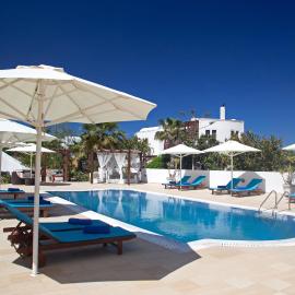 Arlene Suites, viešbutis mieste Mesarija