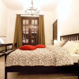 Maison Roosevelt - Charleroi Airport - Ideal Families, hotel v destinácii Charleroi