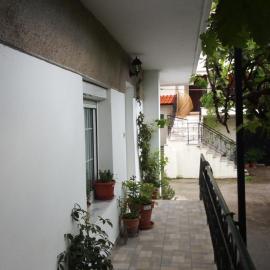 Big apartment near Olympus mountain, готель у місті Літохоро