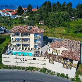 Apartments VIP Residence – hotel w mieście Piran