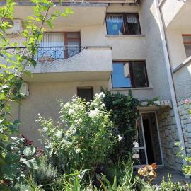 Izgrev Sarafovo, Hotel in Burgas