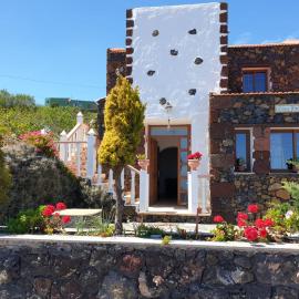 CASA TIN, hotel Isorában