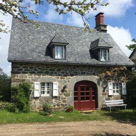 Chambres d’hôtes « Les sorbiers », hotel in Anglards-de-Salers