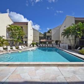 Bay Oaks - 6157 #E01, hotel in Siesta Key