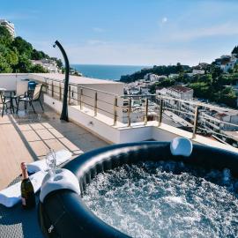 Riva Luxury, hotel em Ulcinj