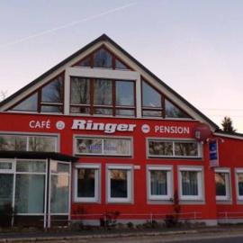 Cafe und Pension Ringer，Vilseck的飯店