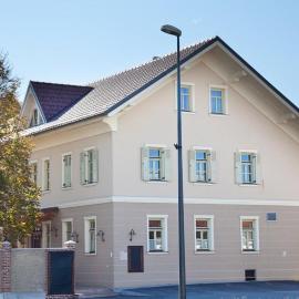 VEGANFRESH, hotel u Medvodama