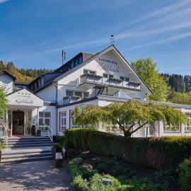 Landhotel Kallbach - 4 Sterne SUPERIOR、ヒュルトゲンヴァルトのホテル