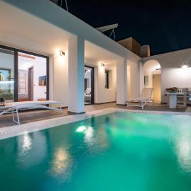Aurum, Hotel in Kamari