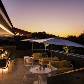 Home Suite Hotels Rosebank, מלון ביוהנסבורג