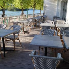 Logis hotel du Rhône, hotell sihtkohas Seyssel