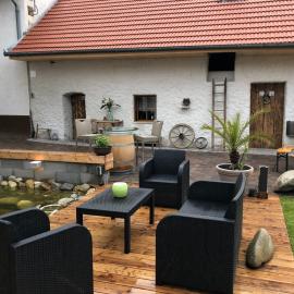 Auszeit; Gästehaus & mehr: Kollersdorf şehrinde bir otel