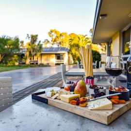 William Macintosh Motor Lodge โรงแรมในนาราคอร์ท