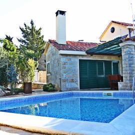 Villa Anja, hotel u gradu Pražnice