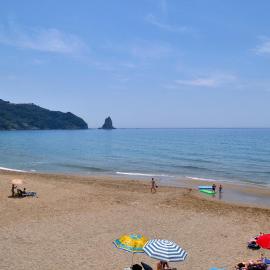 Holiday Studio Apartments Yannis on Agios Gordios beach in Corfu
