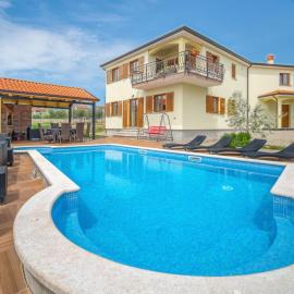 Apartment Ulika-1 by Interhome