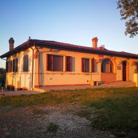 Masseria Le Querciole, Hotel in Fauglia