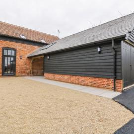 Grange Barn, hotel sa Hessett