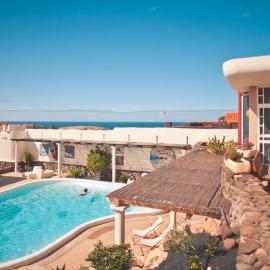 Aire - Cinco Elementos - Surf & Yoga Stay, hotell sihtkohas La Pared