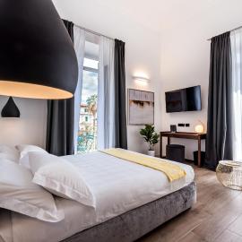 La Spezia by The First - Luxury Rooms & Suites, hotel u gradu La Specija