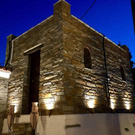 Stone Nest Andros โรงแรมในอานดรอส