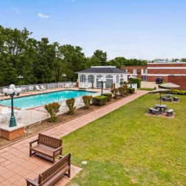 유레카 스프링스에 위치한 호텔 Osage Creek Lodge