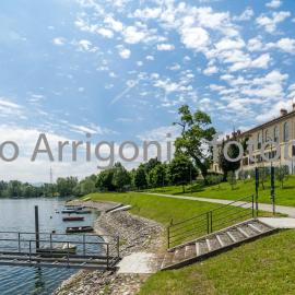 BlueLake Inn, hotell i Olginate