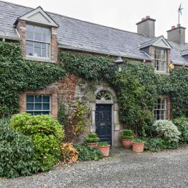Collon House โรงแรมในCollon