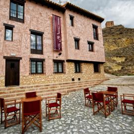 OTTIUM Albanuracín, hôtel à Albarracín
