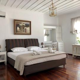 Villa Andros Époque
