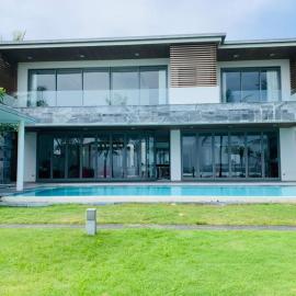 Luxury Villa 5* - Ocean Front - IDCWH