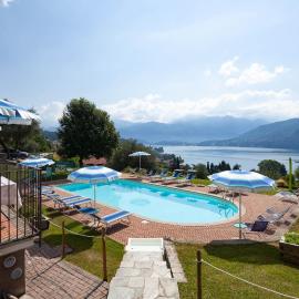 Residence Celeste Lake View Apartments, hotel a Mezzegra