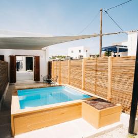 Mesanto Luxury Suites, hotel u gradu 'Megalochori'