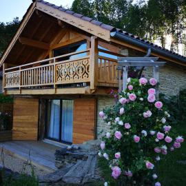 Chalet le Clos de l'Orme, Hotel in Saint-Lattier