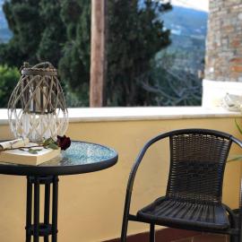 Tranquil Studio Andros, hotel u gradu Ándros