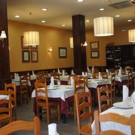 Hostal Restaurante Alarico, khách sạn ở Allariz