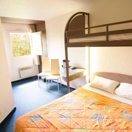 EGG HOTEL - HOTEL LES GENS DE MER Dieppe, hotel u gradu 'Dieppe'