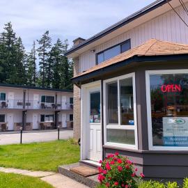 City Centre Motel older building, hotel em Hope