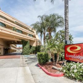 Econo Lodge Inn & Suites Riverside - Corona, hotel en Riverside