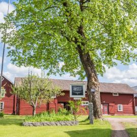 Wikgården B&B โรงแรมในGagnef