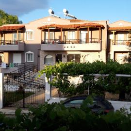 Kostalina Hotel Studios, hotell i Thassos