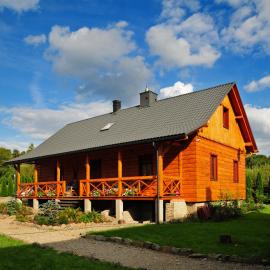 Skrawek Nieba, hotel a Ropa