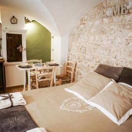HOME 5 - Via Nuova, hotel Putignanóban