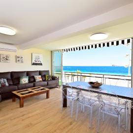 CL LUXURY APARTMENT FIRST LINE BEACH, hotel u Benidormu