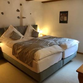 Apartment Bos-cha, hotel a La Punt-Chamues-ch