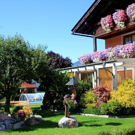 Gästehaus Steiner, hotel a Tröpolach