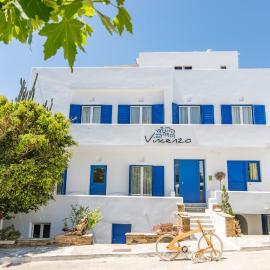Vincenzo Family Rooms, hotel a Città di Tinos