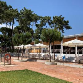 Camping La Buganvilla, hotel in Marbella
