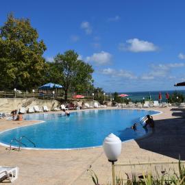 Ahilea Hotel - Free Pool Access, hotel Balcsikban