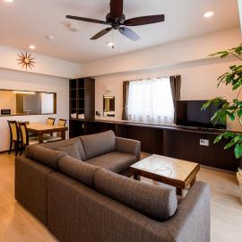 MINATO Chatan Seaside Condominium, hotel sa Chatan